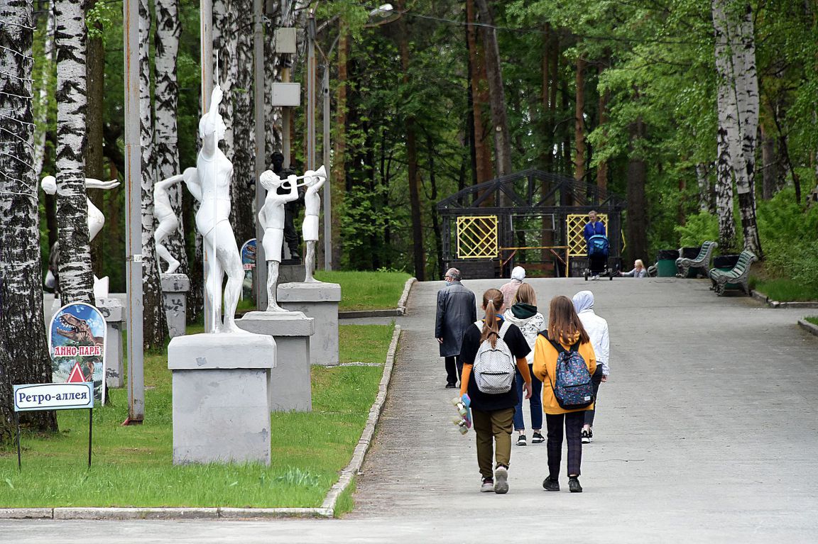 К 300-летию Екатеринбурга в парке Маяковского откроют «зеленый театр» -  «Уральский рабочий»